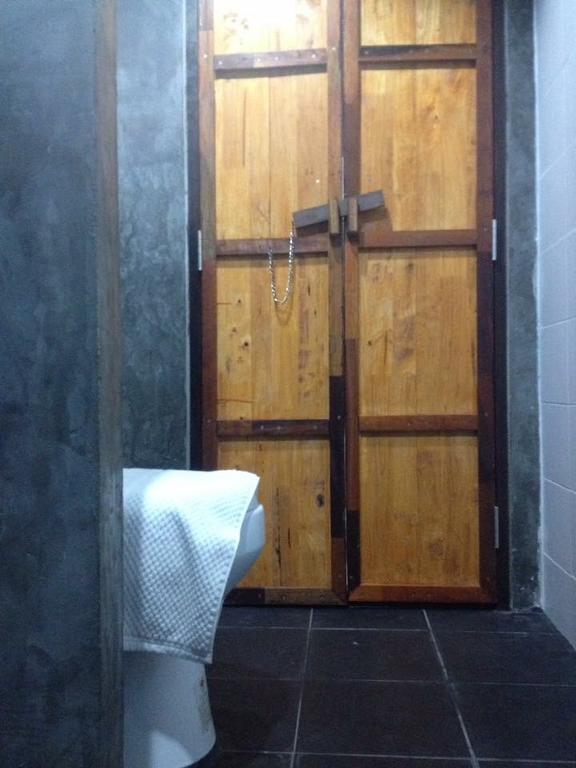 Baantung Homestay Mukdahan Exterior foto